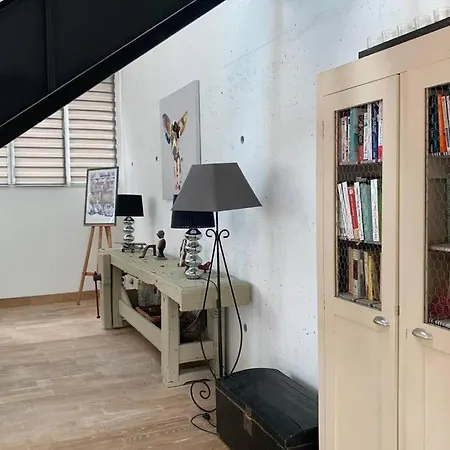 Maison Loft Piscine Nyaraló *